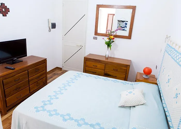 アパート Santa Restituta In Centre U2166