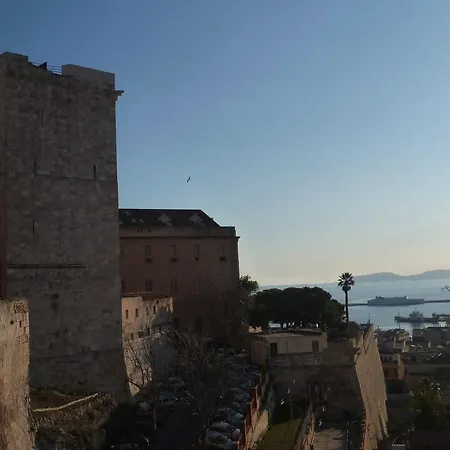 Santa Restituta In Centre Q4825