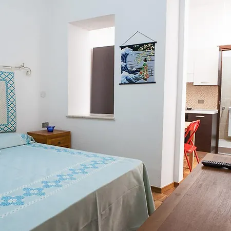 Santa Restituta In Centre Q4825 *